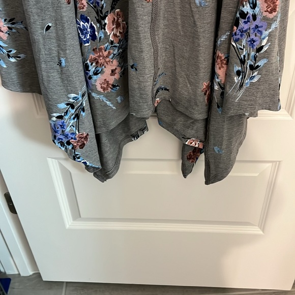 Torrid grey dress with shark tooth bottom crochet top - Picture 6 of 8